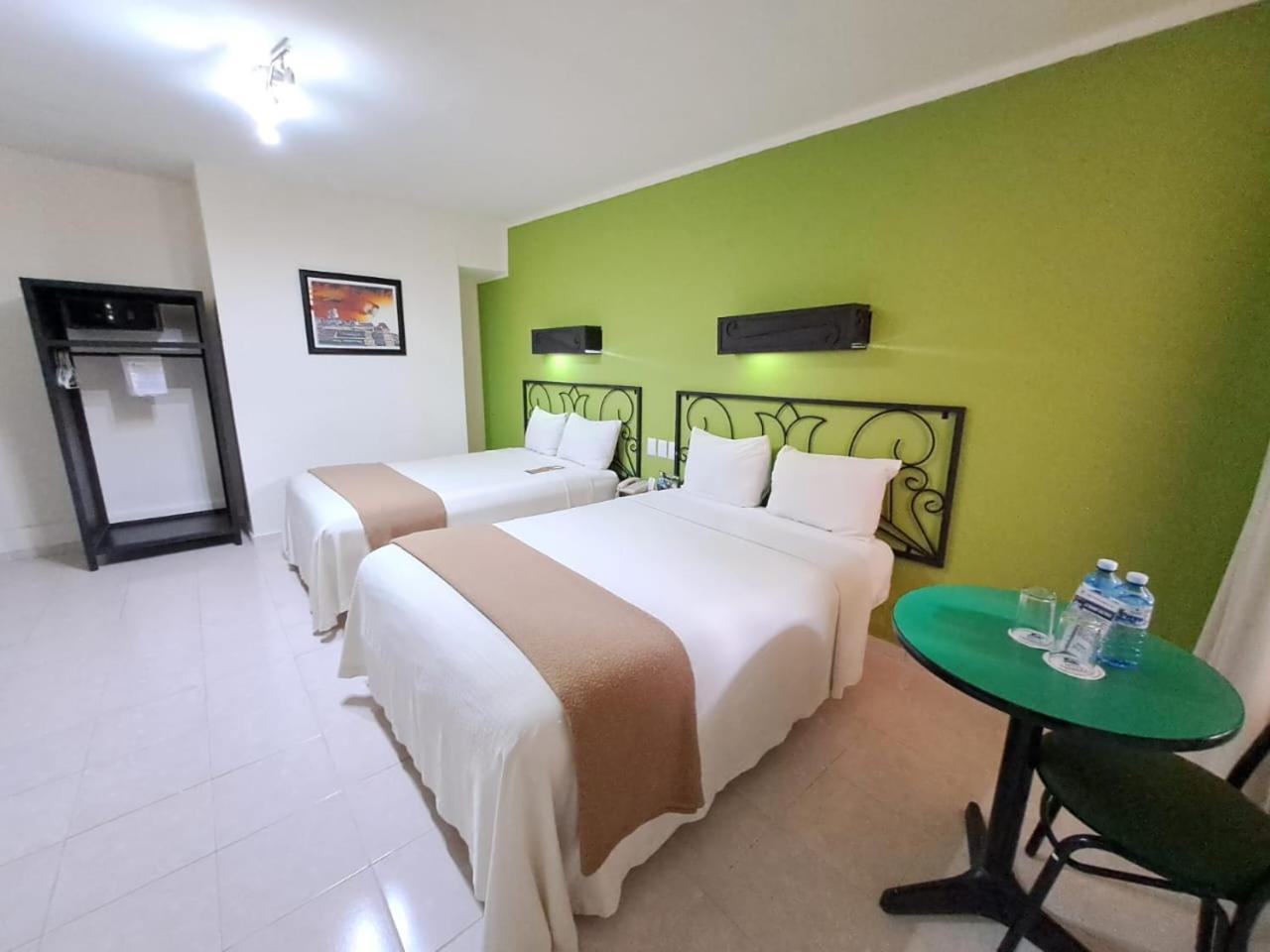 Maya Tulipanes Express Palenque Pokoj fotografie